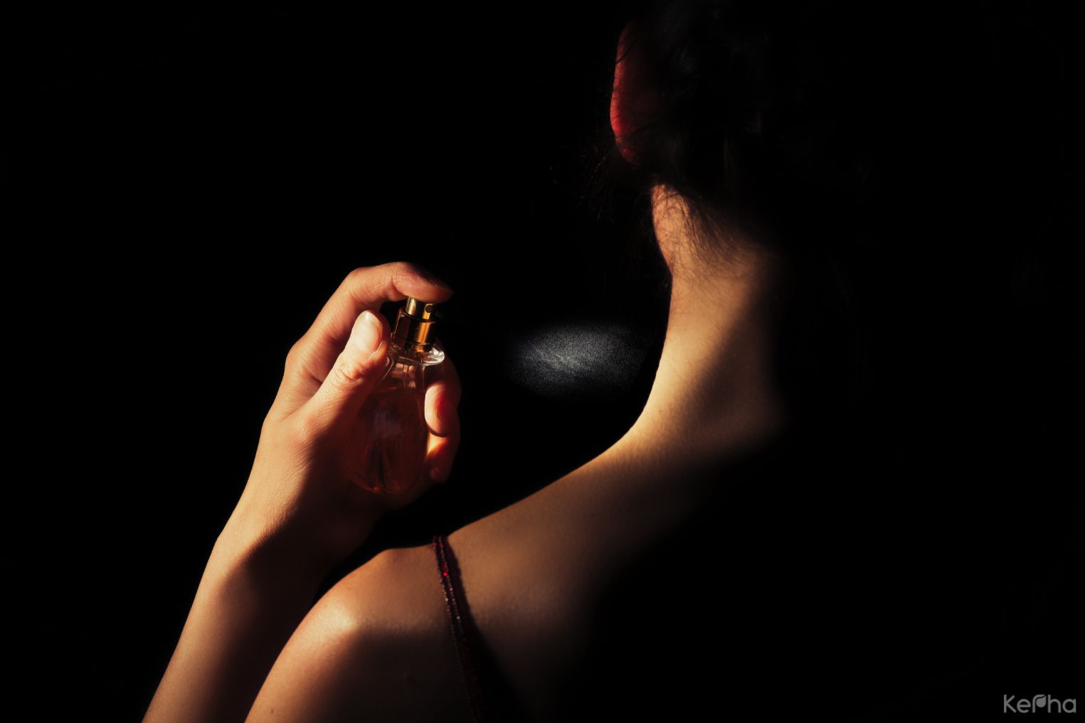 Nước hoa pheromone
